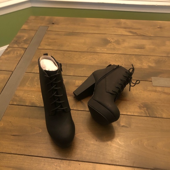 No Call Platform Ankle Booties - Picture 13 of 13